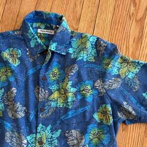 Men’s Tommy Bahama Hawaii shirt
